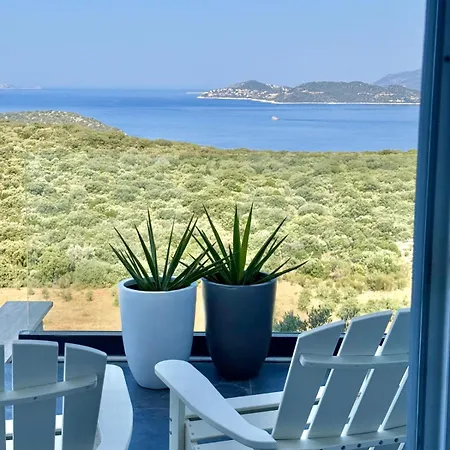 Capa Villa